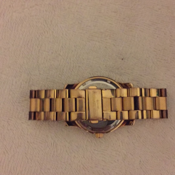 mk watch - Picture 2 of 2